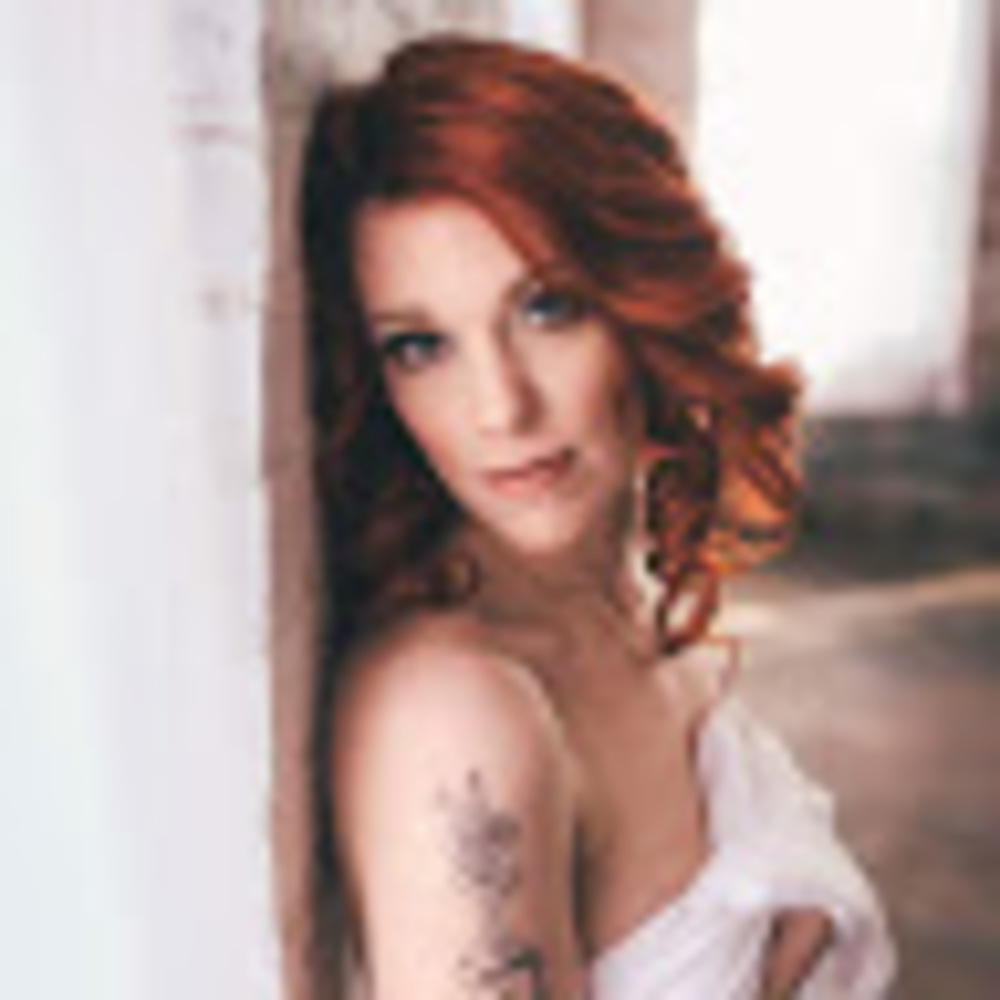 Meet your Posher, Lenah